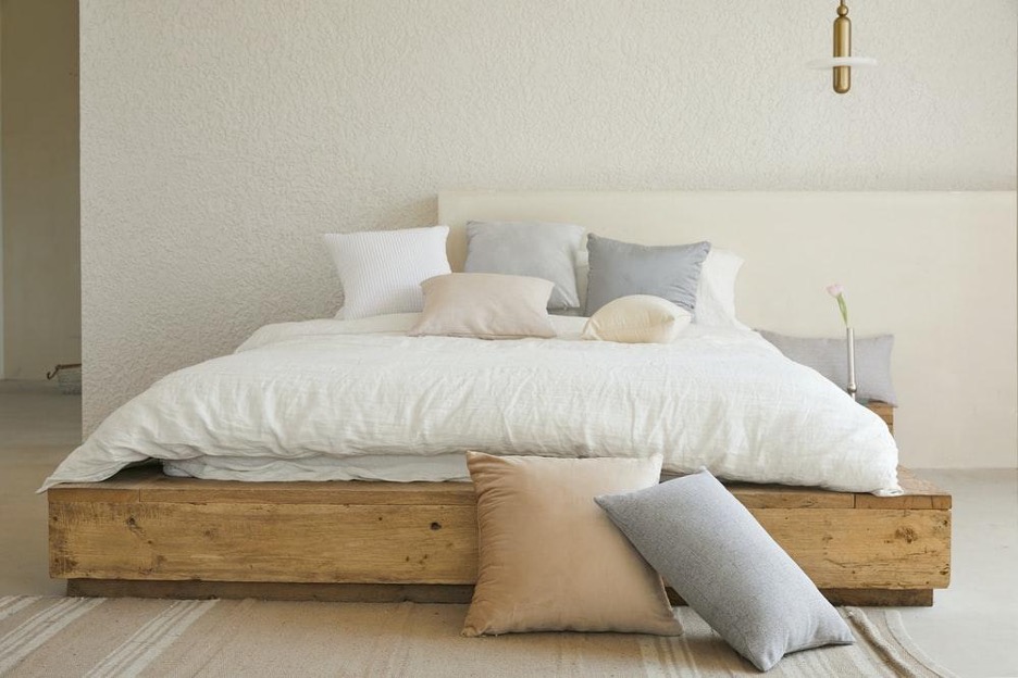 How to Clean Feather Pillows at Home